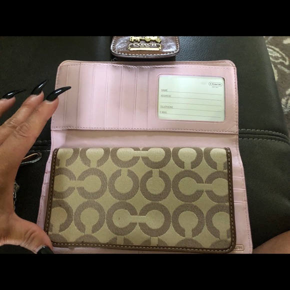 Coach Wallet - Picture 2 of 4